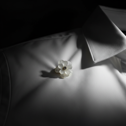 Saf Kristal Çiçek Detaylı Gömlek Charmı
